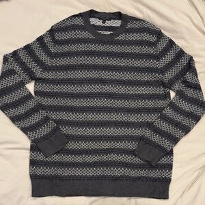 Banana Republic Men's Dark Gray and White Crewneck Sweater. XL